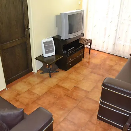 Ada * Kuşadası